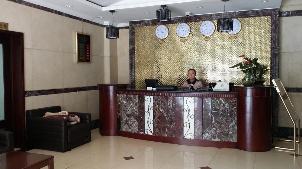 Kunming Liheng Hotel Екстер'єр фото